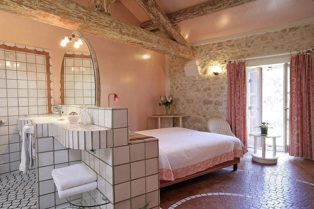 Auberge De Noves Domaine Du Deves Zimmer foto